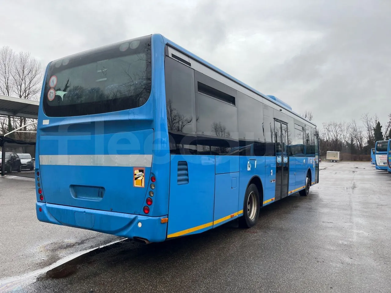 Iveco Crossway SFR162 - Euro 5 - 243 kW - 11.995 mt - 3/4 right rear doors closed