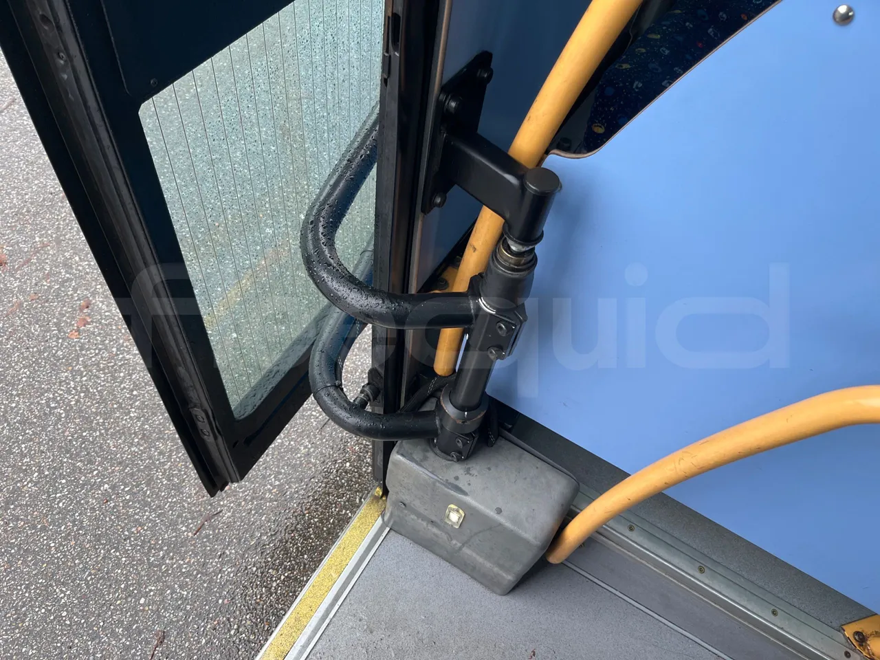 Iveco Crossway SFR162 - Euro 5 - 243 kW - 11.995 mt - door mechanism photo