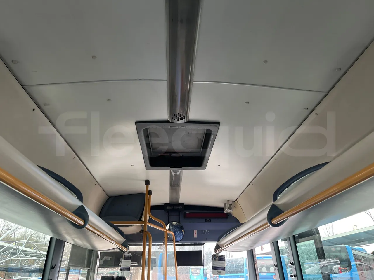 Iveco Crossway SFR162 - Euro 5 - 243 kW - 11.995 mt - roof hatch 2