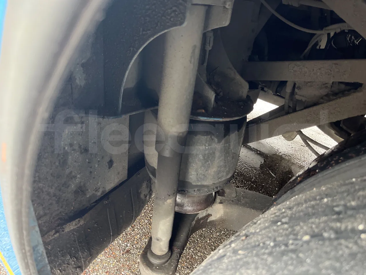 Iveco Crossway SFR162 - Euro 5 - 243 kW - 11.995 mt - axle 2 shock absorbers 2 left