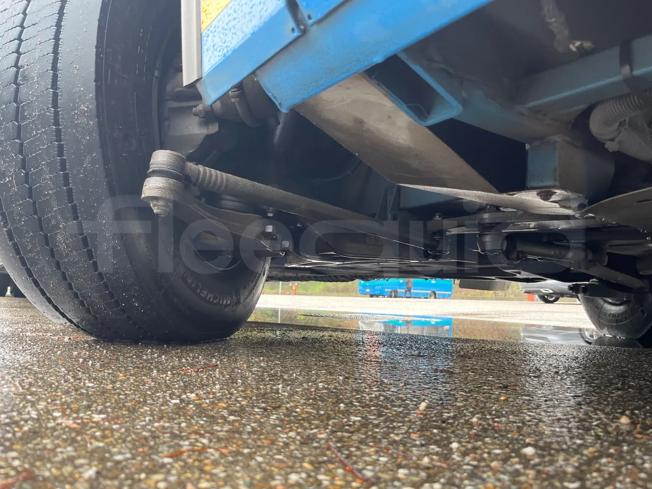 Iveco Crossway SFR162 - Euro 5 - 243 kW - 11.995 mt - front axle right side
