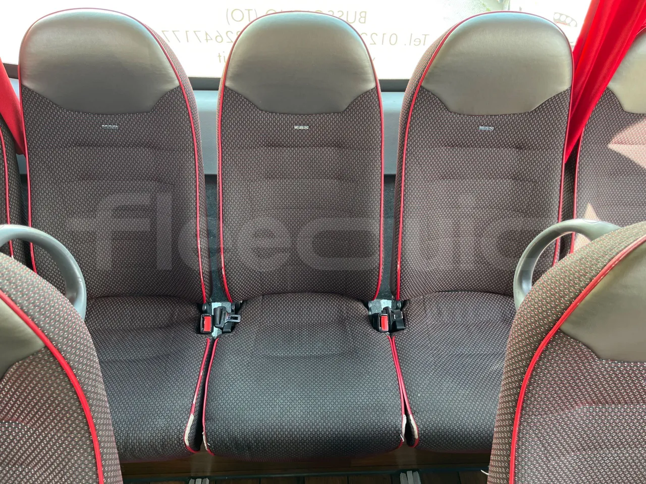 Man Lion's Coach R07/ Euro 6 - 294 Kw - 12 Mt - single seat detail