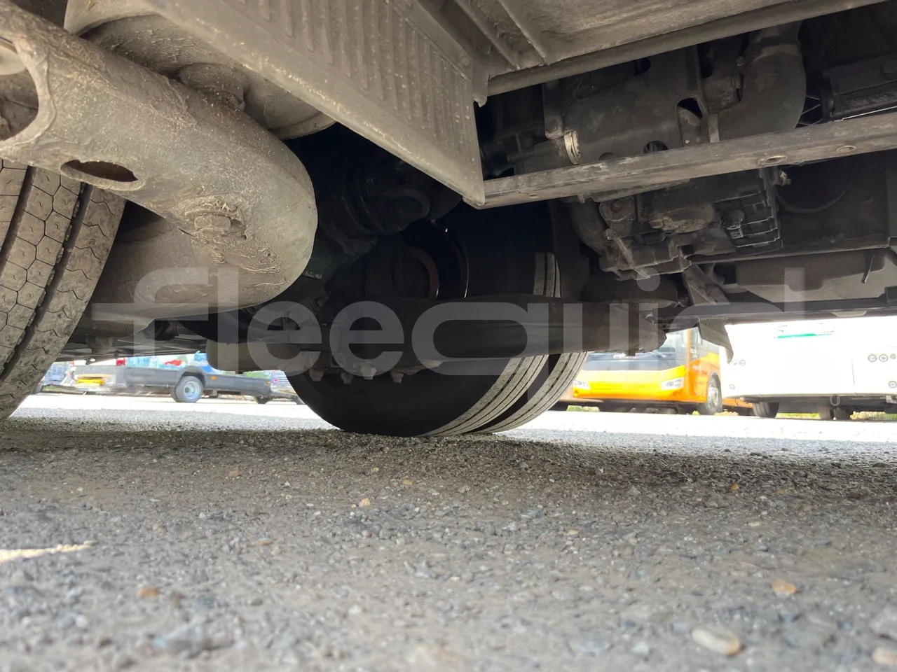 Man Lion's Coach R07/ Euro 6 - 294 Kw - 12 Mt - axle 3 right side