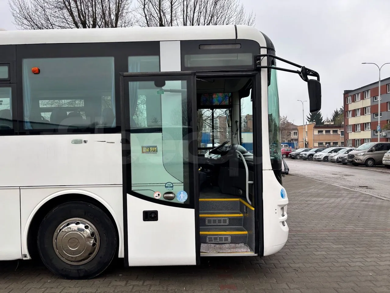 Man Lion's Intercity B.2007.46.008 - Euro6 - 213kW - 12.280mt - front door 1 open