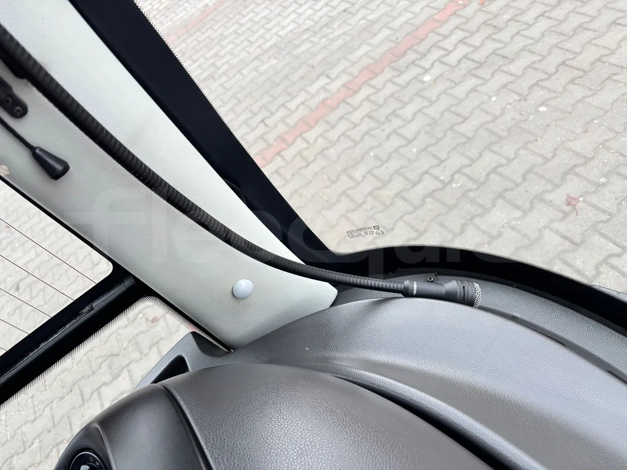 Man Lion's Intercity B.2007.46.008 - Euro6 - 213kW - 12.280mt - driver microphone accessories photo