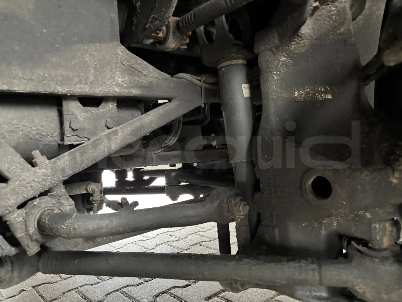 Man Lion's Intercity B.2007.46.008 - Euro6 - 213kW - 12.280mt - front shock absorbers right