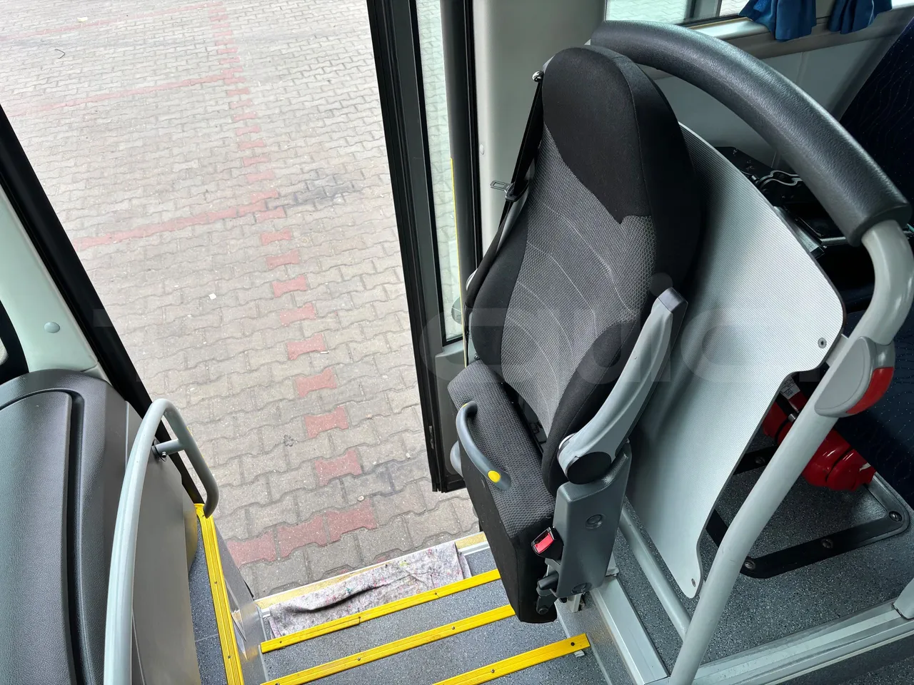 Man Lion's Intercity B.2007.46.008 - Euro6 - 213kW - 12.280mt - hostess seat photo