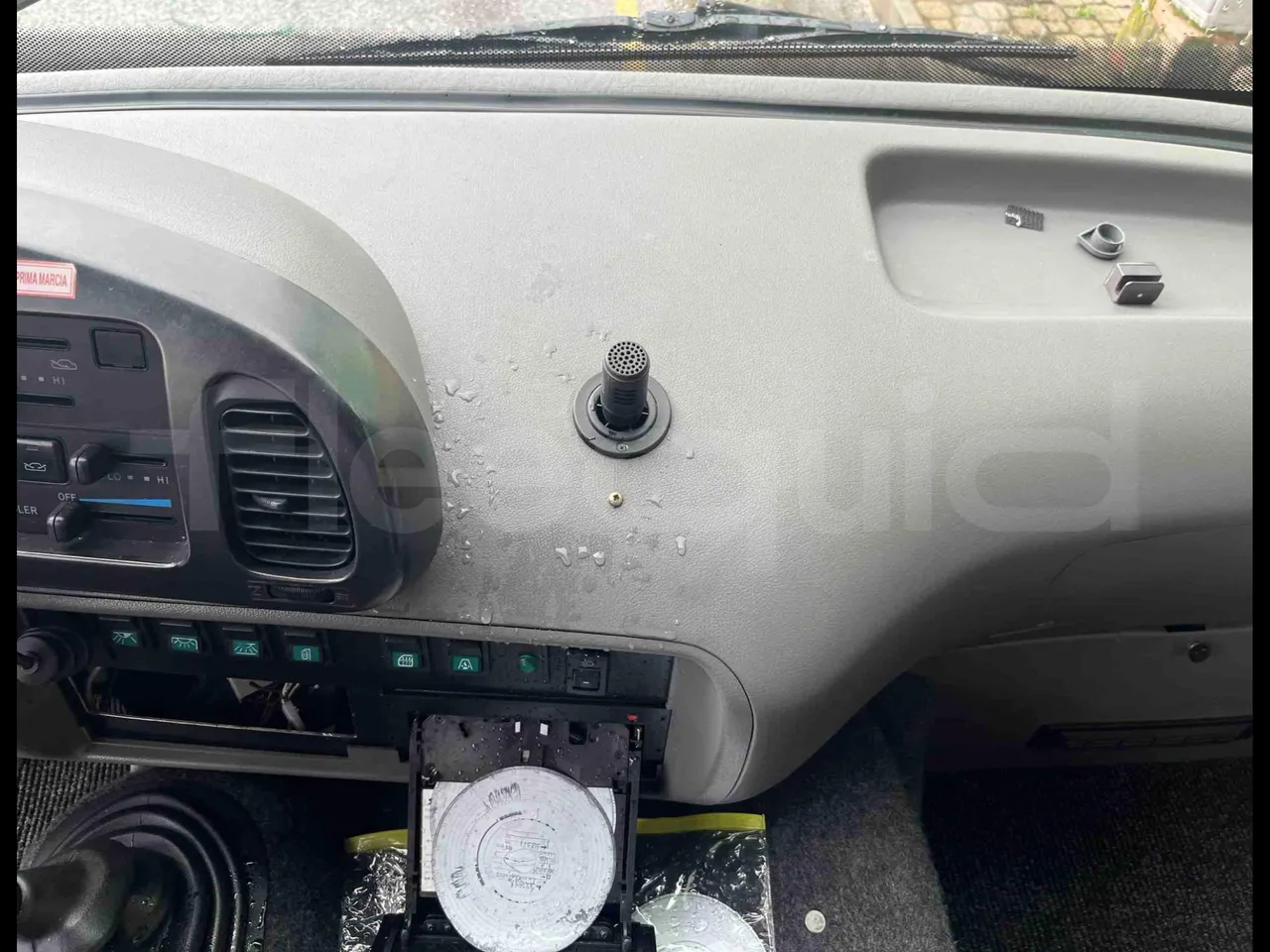 Salvador Caetano Optimo N25  BB50L - Euro3 - 100kW - 7.586mt - driver's seat photo