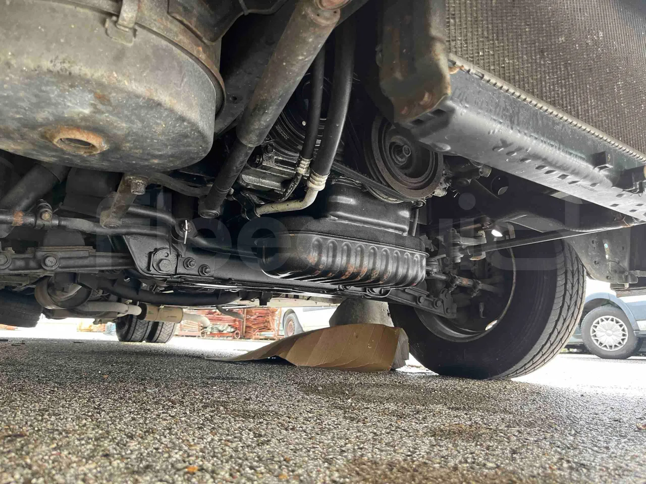 Salvador Caetano Optimo N25  BB50L - Euro3 - 100kW - 7.586mt - front brake calipers right