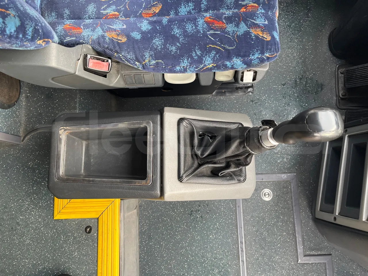 Temsa Safari RD R A T-I53 - Euro 5 - 266 kw - 12.200 mt - onboard devices 1