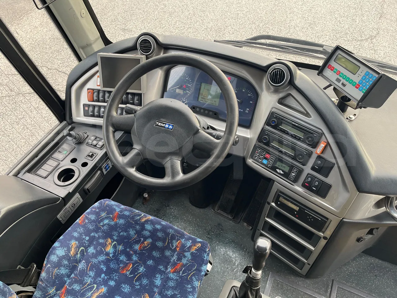 Temsa Safari RD R A T-I53 - Euro 5 - 266 kw - 12.200 mt - buttons panels on