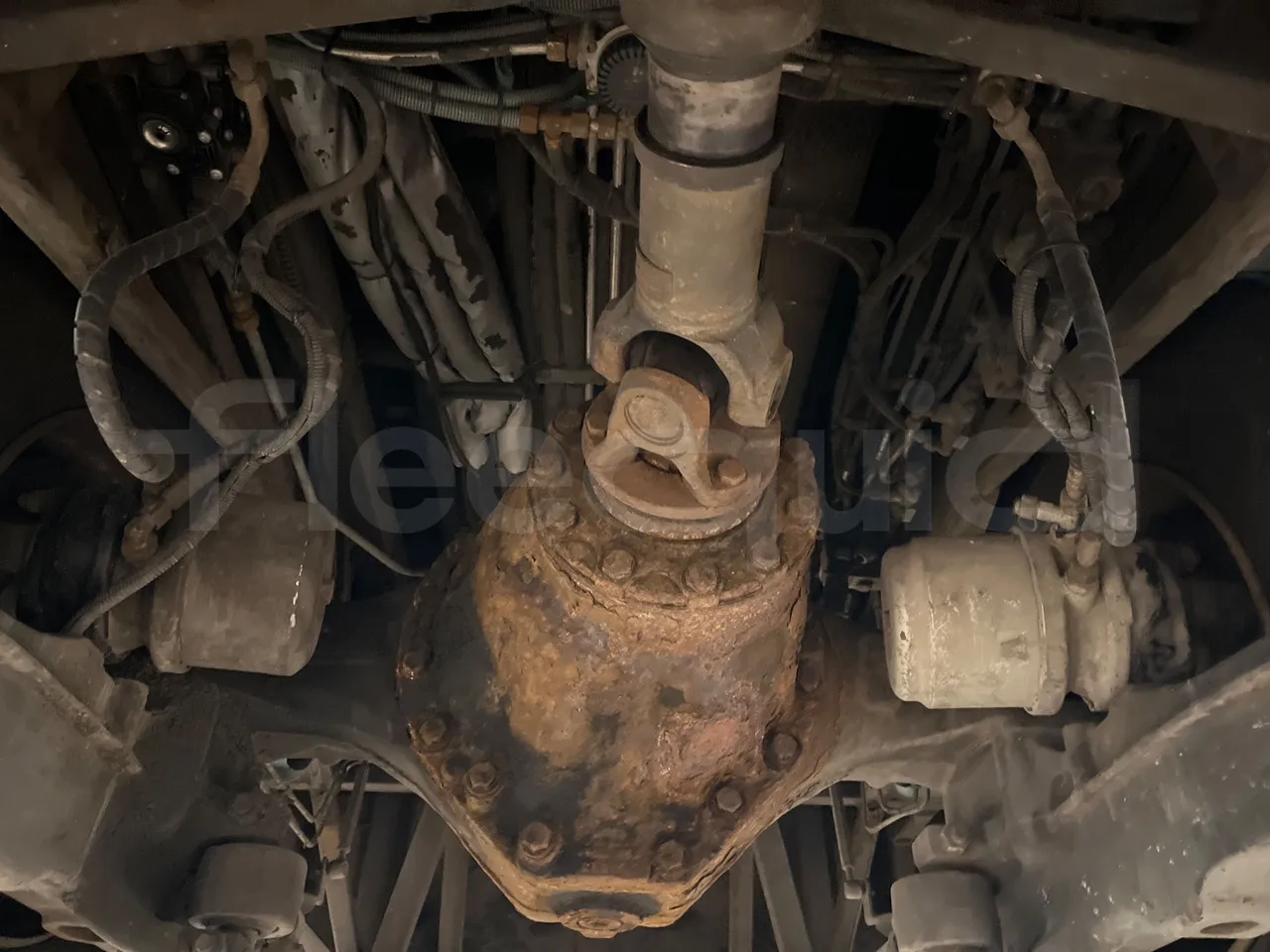 Temsa Safari RD R A T-I53 - Euro 5 - 266 kw - 12.200 mt - axel 3 discs right