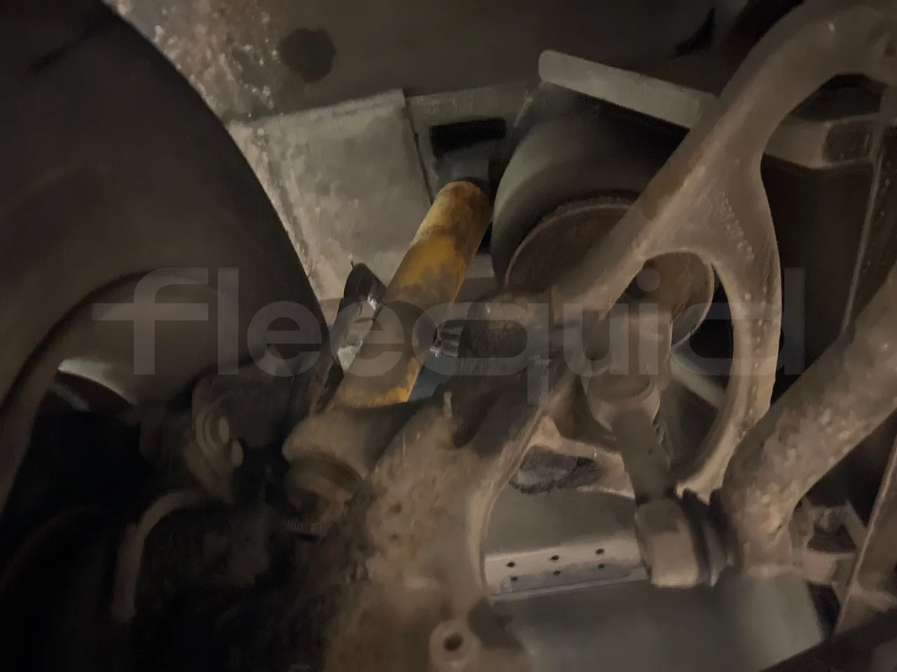 Temsa Safari RD R A T-I53 - Euro 5 - 266 kw - 12.200 mt - front shock absorbers left