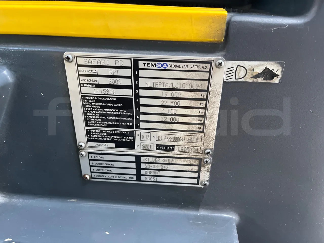 Temsa Safari RD R A T-I53 - Euro 5 - 266 kw - 12.200 mt - vehicle plate photo