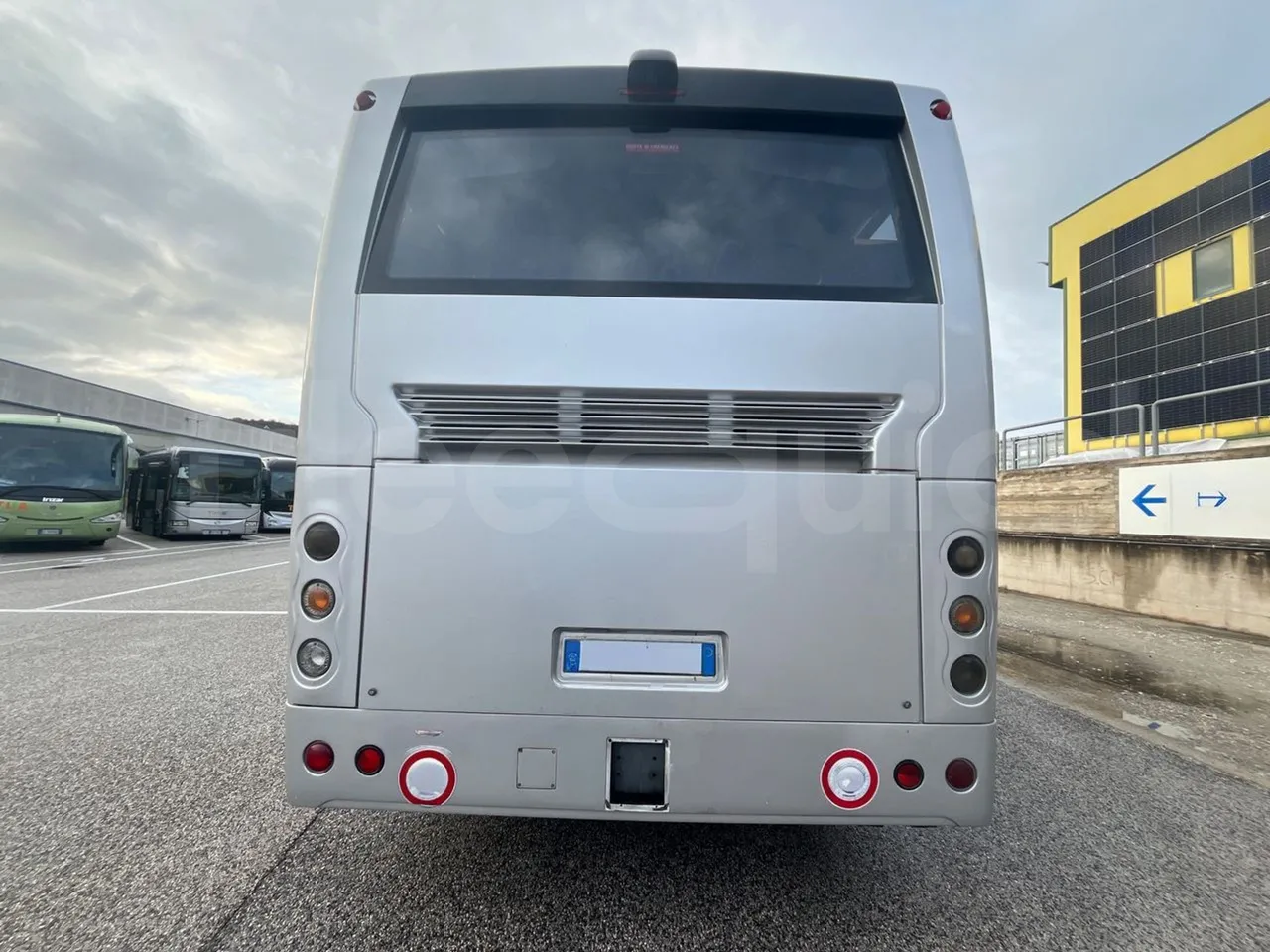 Temsa Safari RD R A T-I53 - Euro 5 - 266 kw - 12.200 mt - rear hatch closed