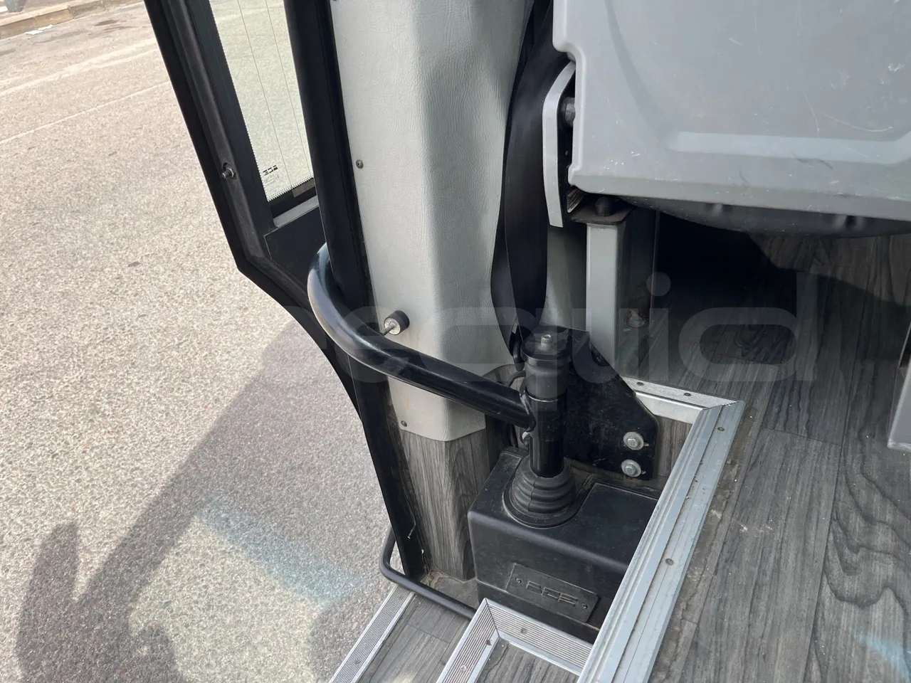 Mercedes-Benz Sprinter 906BB53/ Euro 6 - 140 Kw - 7.861 Mt - door mechanism photo