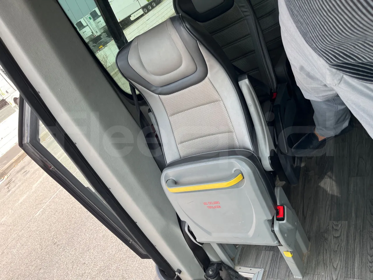 Mercedes-Benz Sprinter 906BB53/ Euro 6 - 140 Kw - 7.861 Mt - hostess seat photo