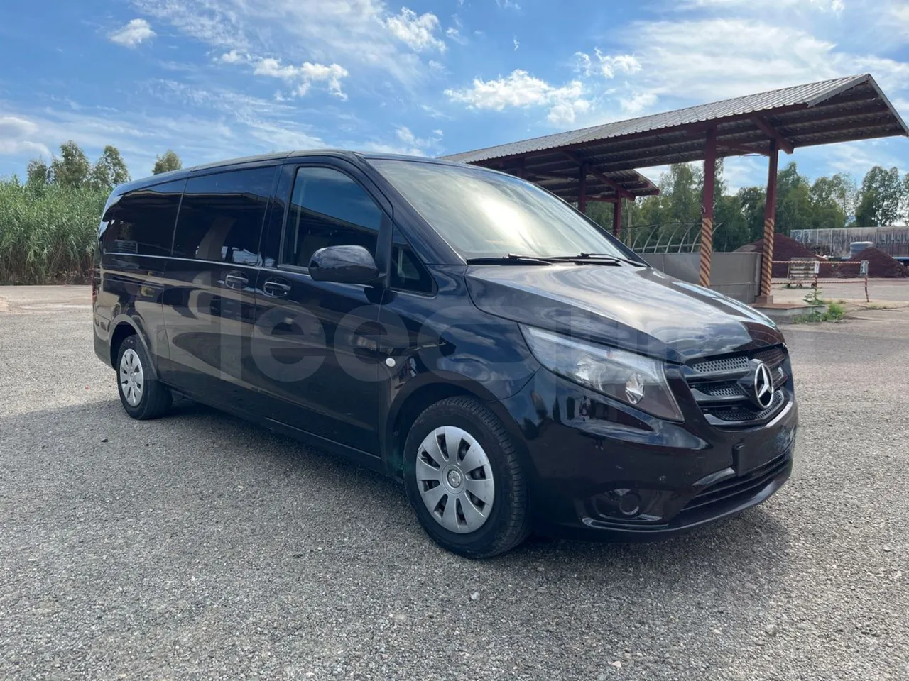 Mercedes-Benz Vito Tourer 639-2/ Euro 6 - 100 Kw - 5.370 Mt - Base cover photo
