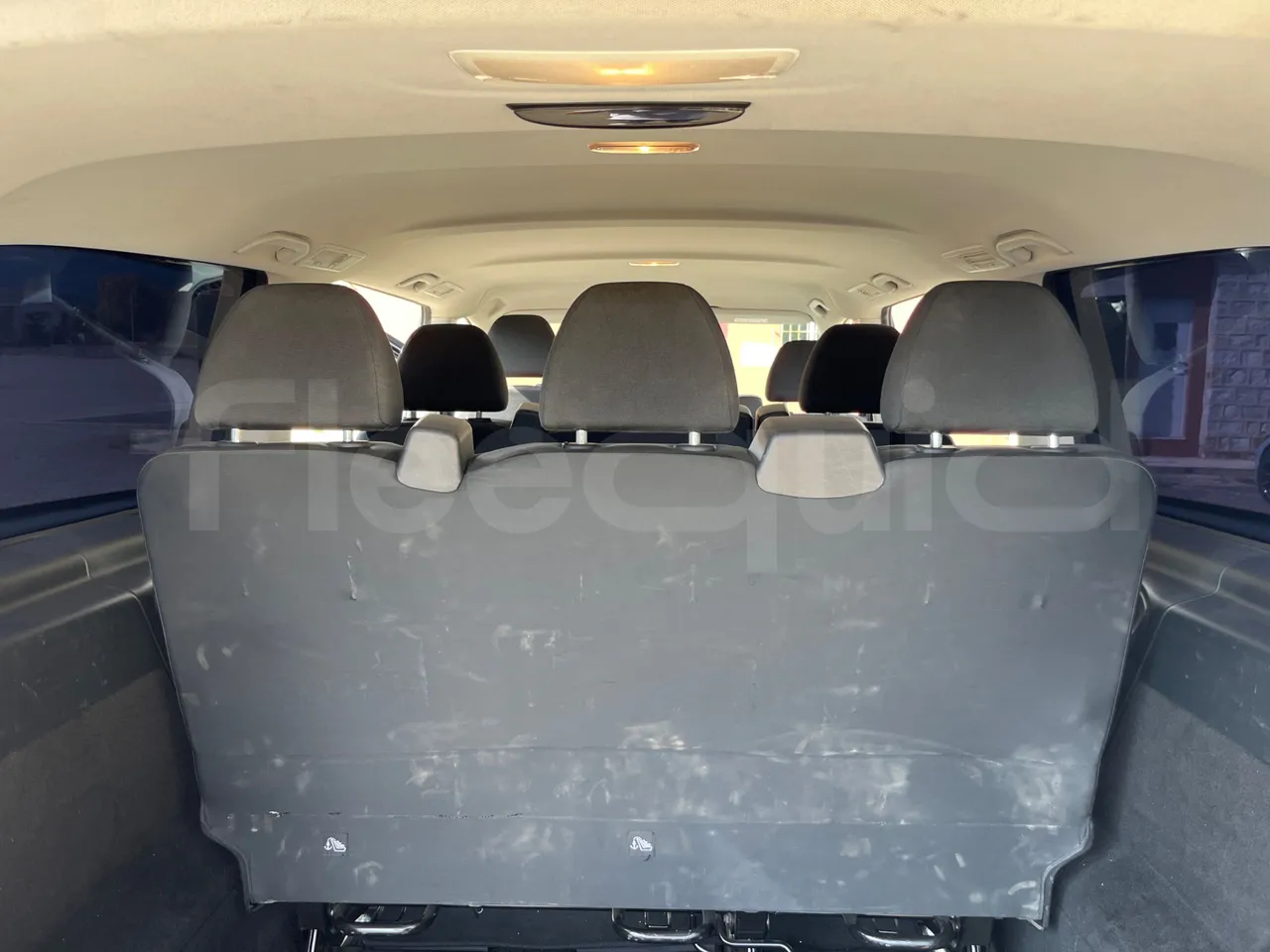 Mercedes-Benz Vito Tourer 639-2/ Euro 6 - 100 Kw - 5.370 Mt - forward view all seats last row height