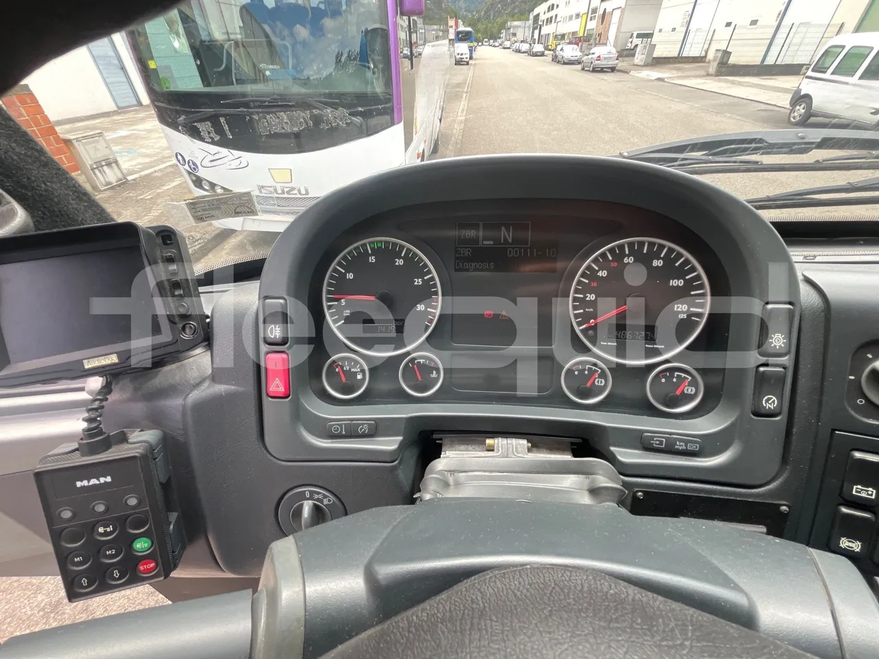 Man Dexon 12.240/ Euro4 -176Kw -7900 Mt - dashboard lights on