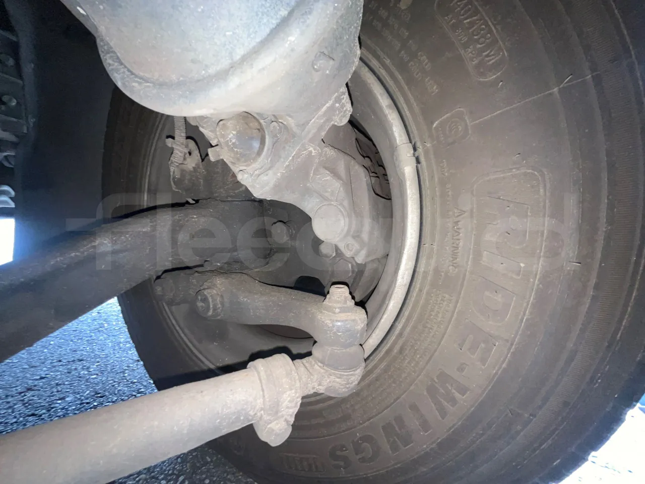 Man Dexon 12.240/ Euro4 -176Kw -7900 Mt - front brake calipers left