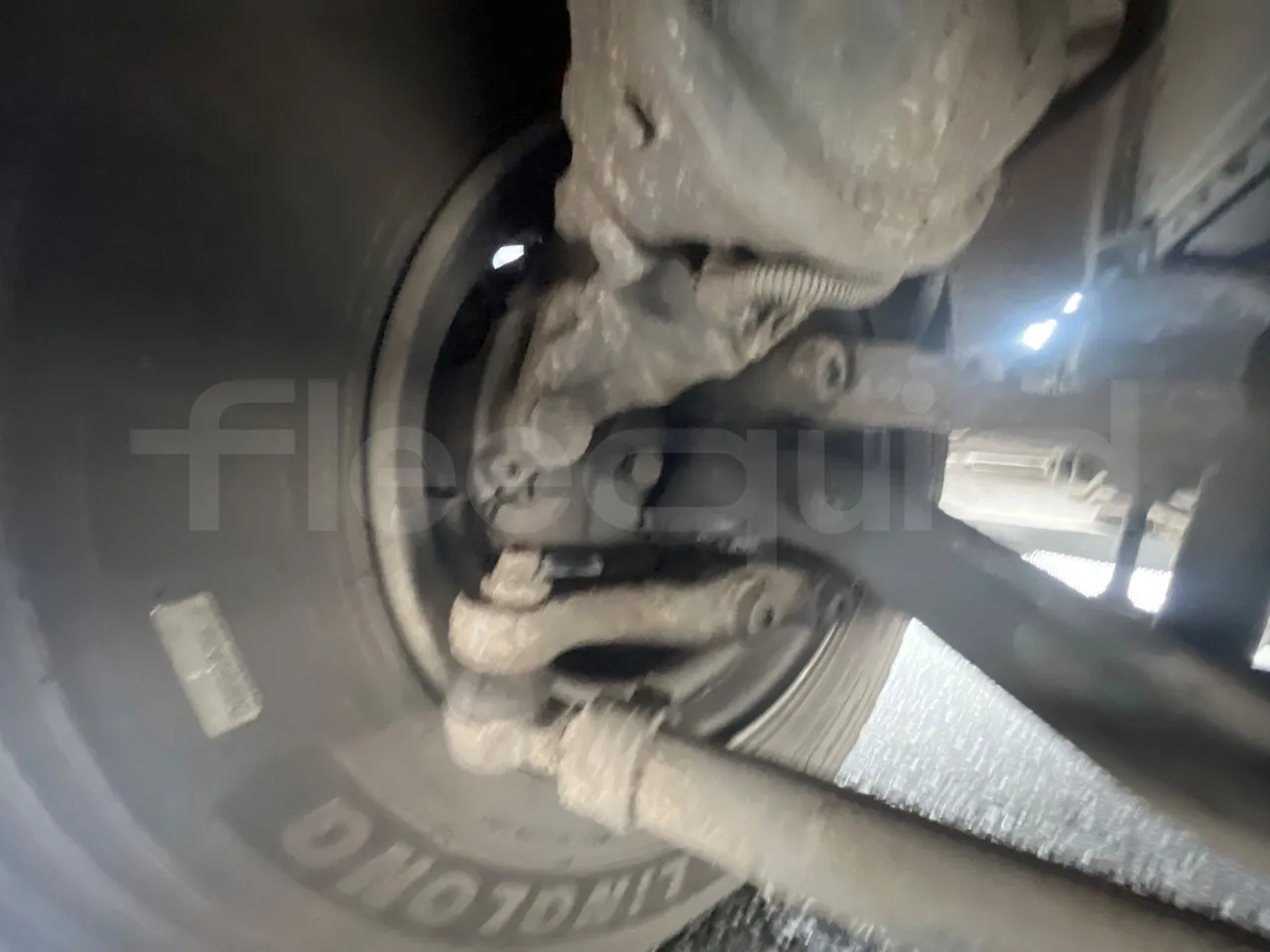 Man Dexon 12.240/ Euro4 -176Kw -7900 Mt - front discs right