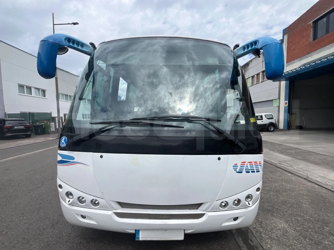 Man Dexon 12.240/ Euro4 -176Kw -7900 Mt - front photo