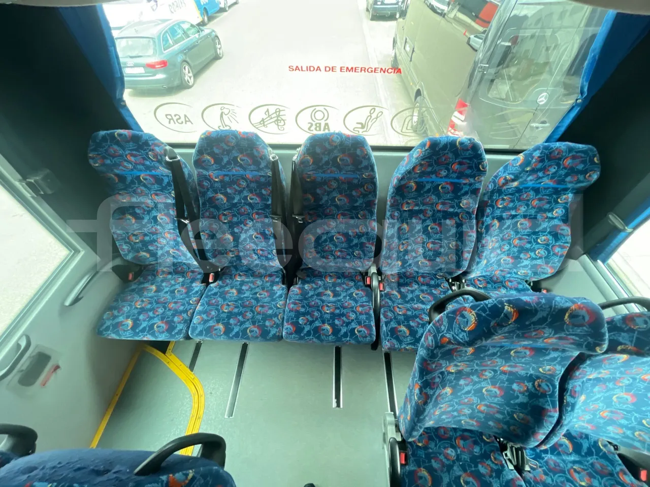 Man Dexon 12.240/ Euro4 -176Kw -7900 Mt - reverse view middle aisle
