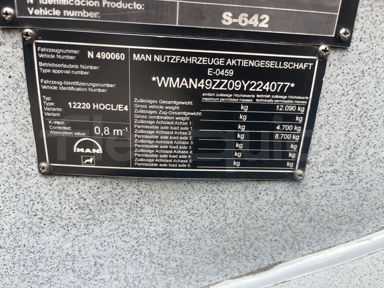 Man Dexon 12.240/ Euro4 -176Kw -7900 Mt - vehicle plate photo