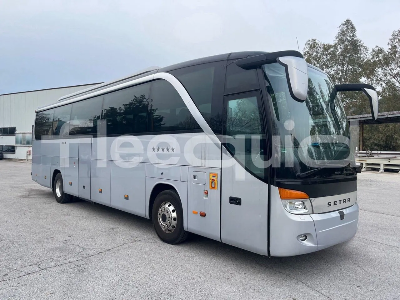 Setra S415 HD - EUR5 - 315kW - 12.2m - Base cover photo