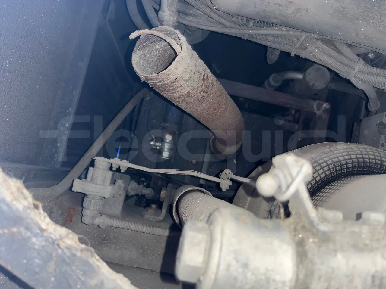 Irisbus 397E.12 397EF3/ Euro 5 - 331 Kw - 12.8 Mt - axel 2 air springs 2 right