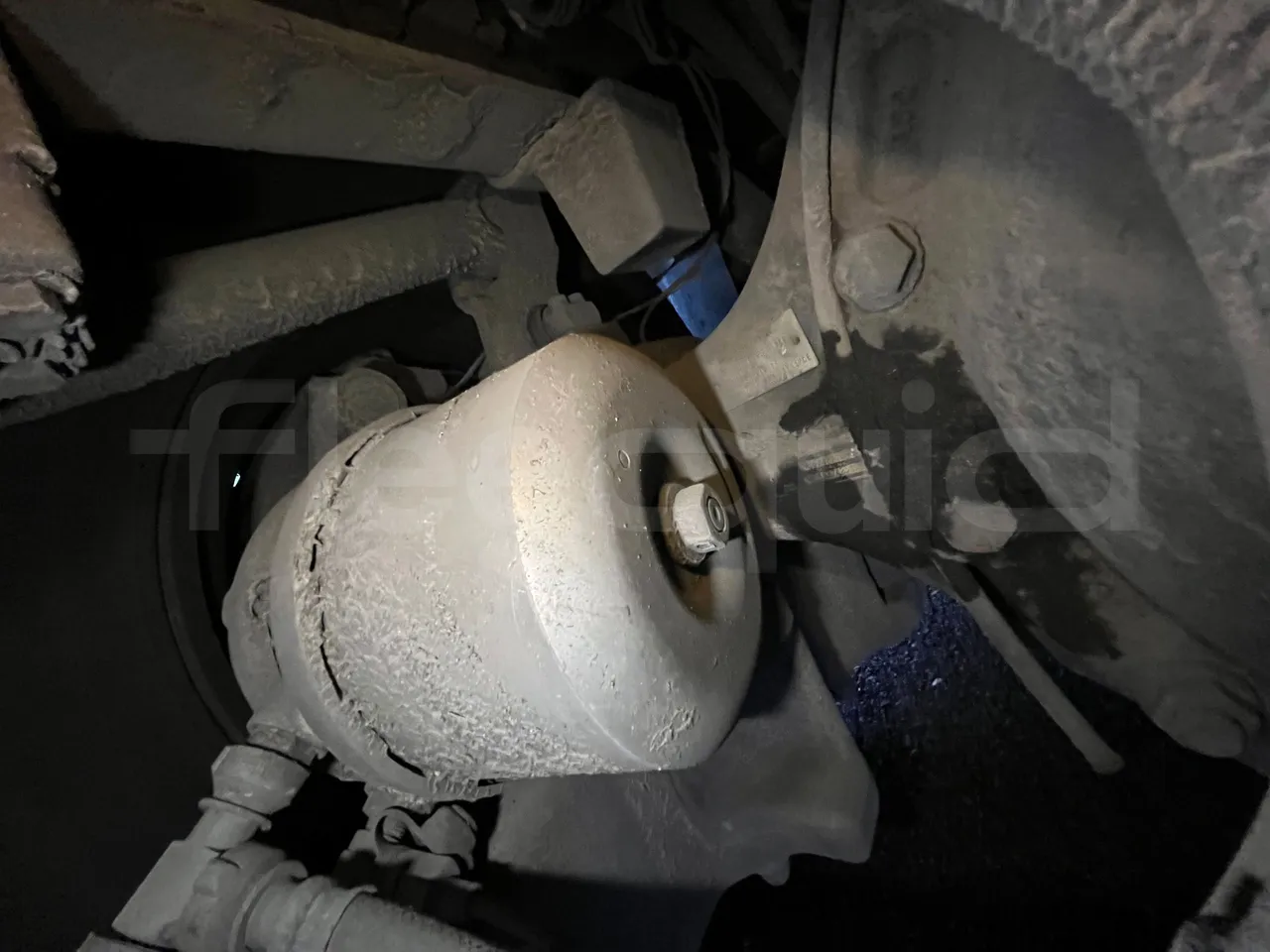 Irisbus 397E.12 397EF3/ Euro 5 - 331 Kw - 12.8 Mt - axle 2 caliper brakes right