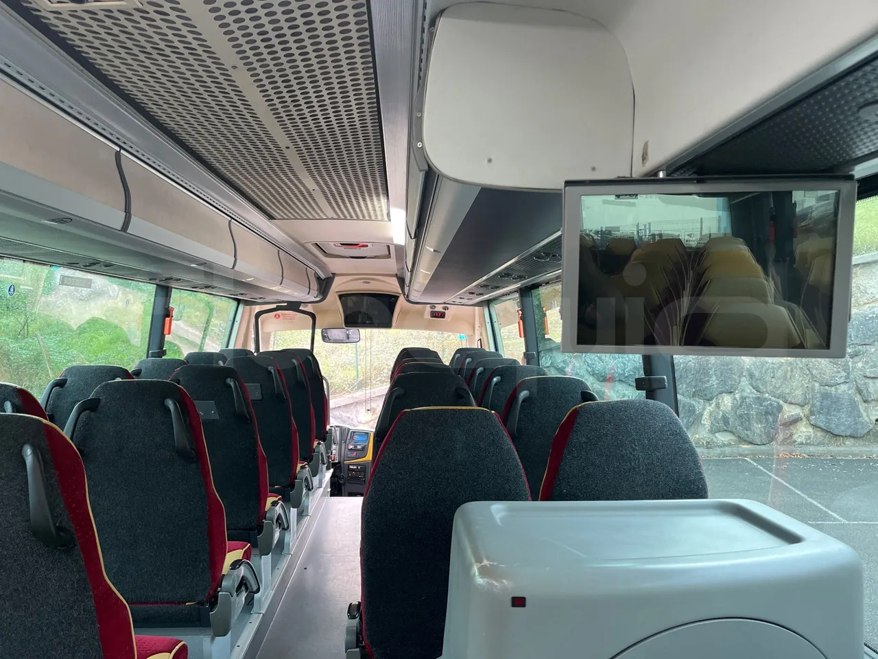 Irisbus 397E.12 397EF3/ Euro 5 - 331 Kw - 12.8 Mt - monitor detail photo