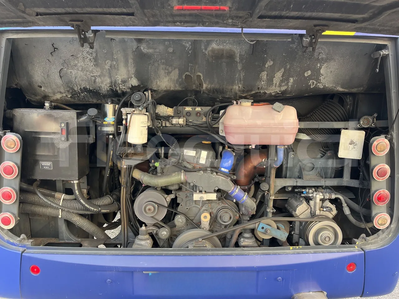 Irisbus 397E.12 397EF3/ Euro 5 - 331 Kw - 12.8 Mt - rear hatch open