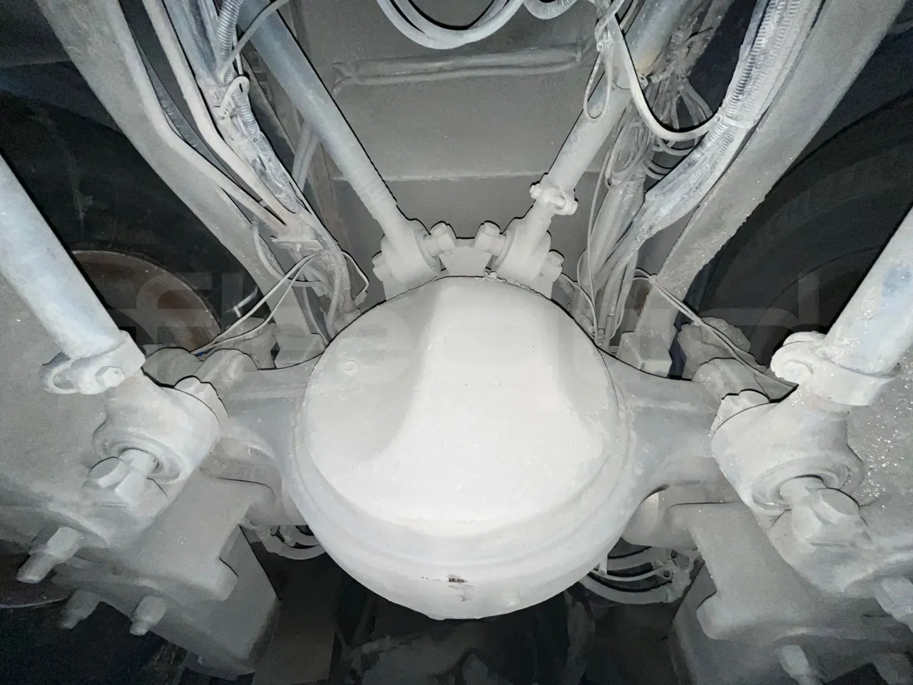 Irisbus 397E.12 397EF3/ Euro 5 - 331 Kw - 12.8 Mt - axle 3 right side