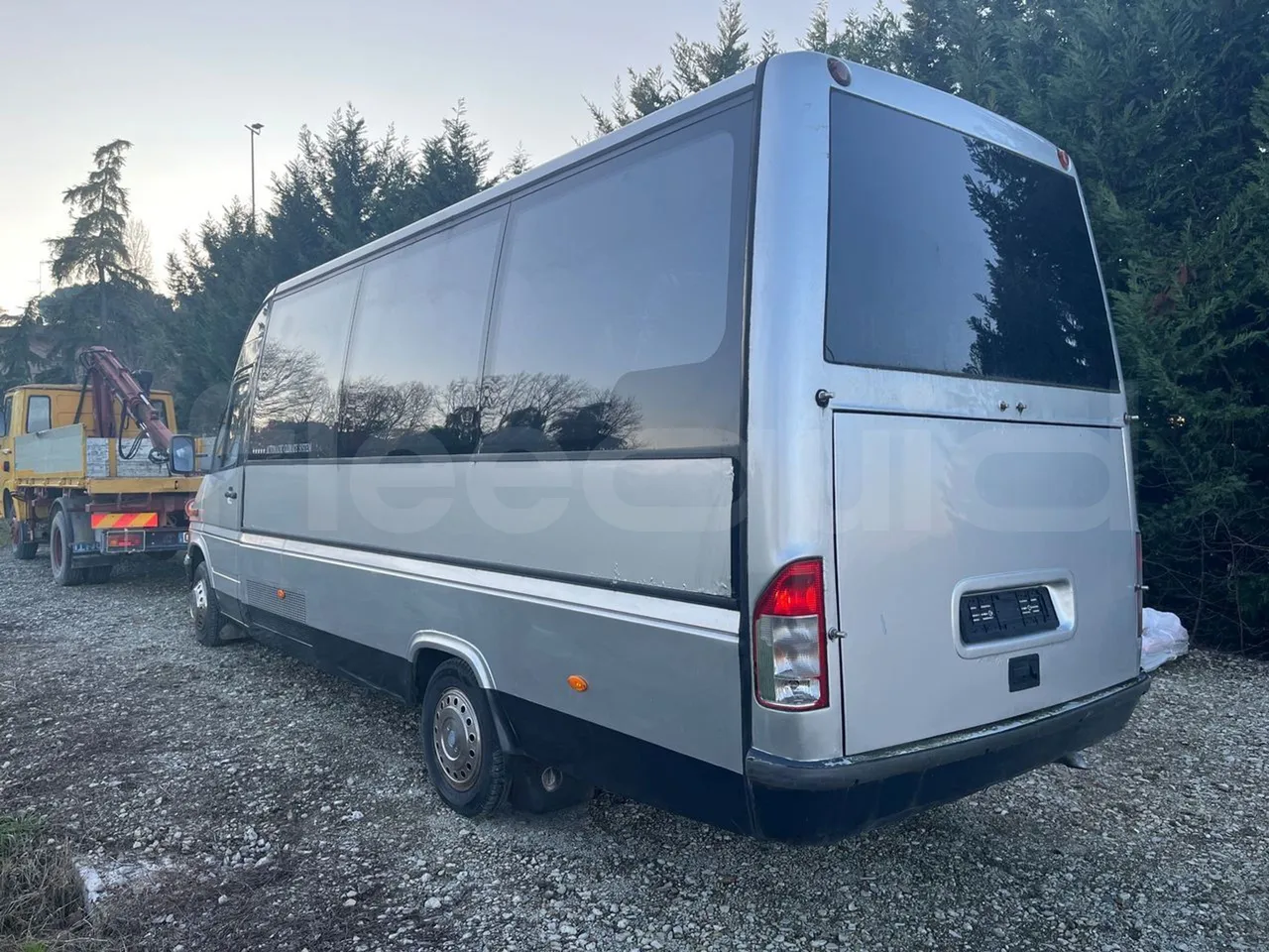 Mercedes-Benz Sprinter AGMB416CDIT46 - Euro3 - 115kW - 6.935mt - 3/4 left rear side