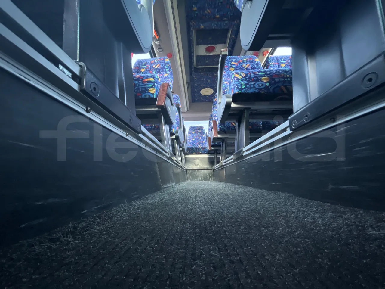 Mercedes-Benz Sprinter AGMB416CDIT46 - Euro3 - 115kW - 6.935mt - seat brackets photo