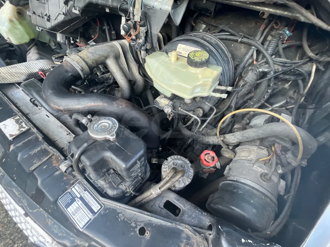 Mercedes-Benz Sprinter AGMB416CDIT46 - Euro3 - 115kW - 6.935mt - air conditioning compressor