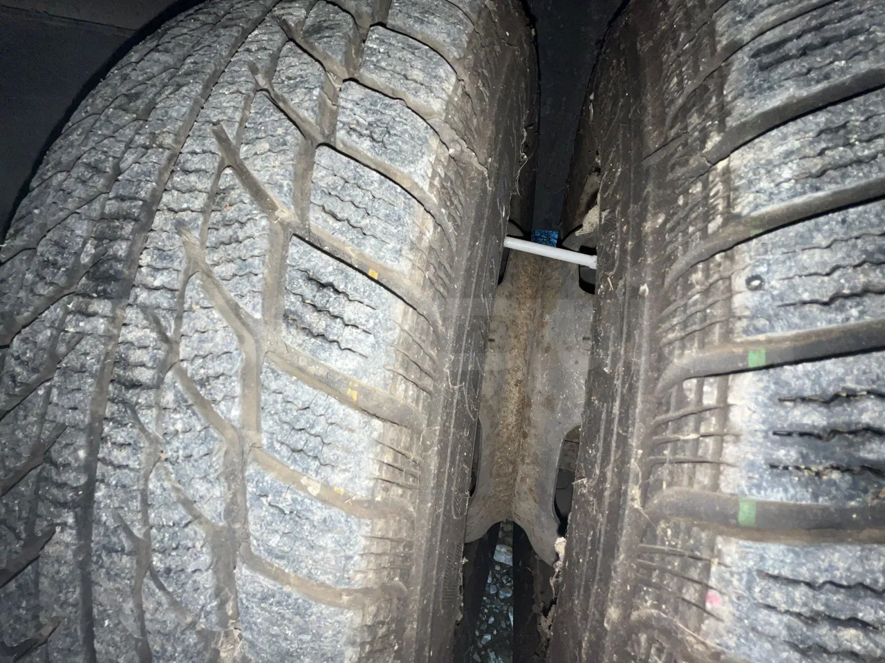 Mercedes-Benz Sprinter AGMB416CDIT46 - Euro3 - 115kW - 6.935mt - axle 2 discs left