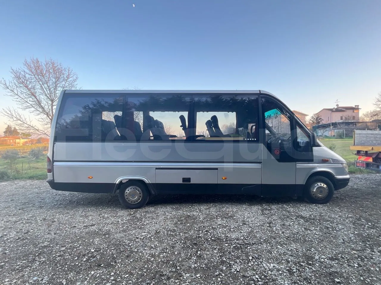 Mercedes-Benz Sprinter AGMB416CDIT46 - Euro3 - 115kW - 6.935mt - right side doors closed