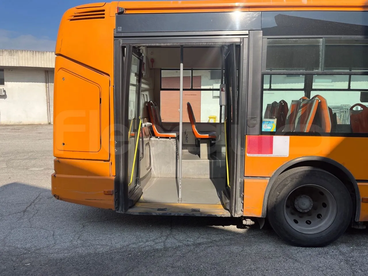 Iveco Citelis PS09D5/A/83-EUR5 -200kW -10.46m - front door 3 open