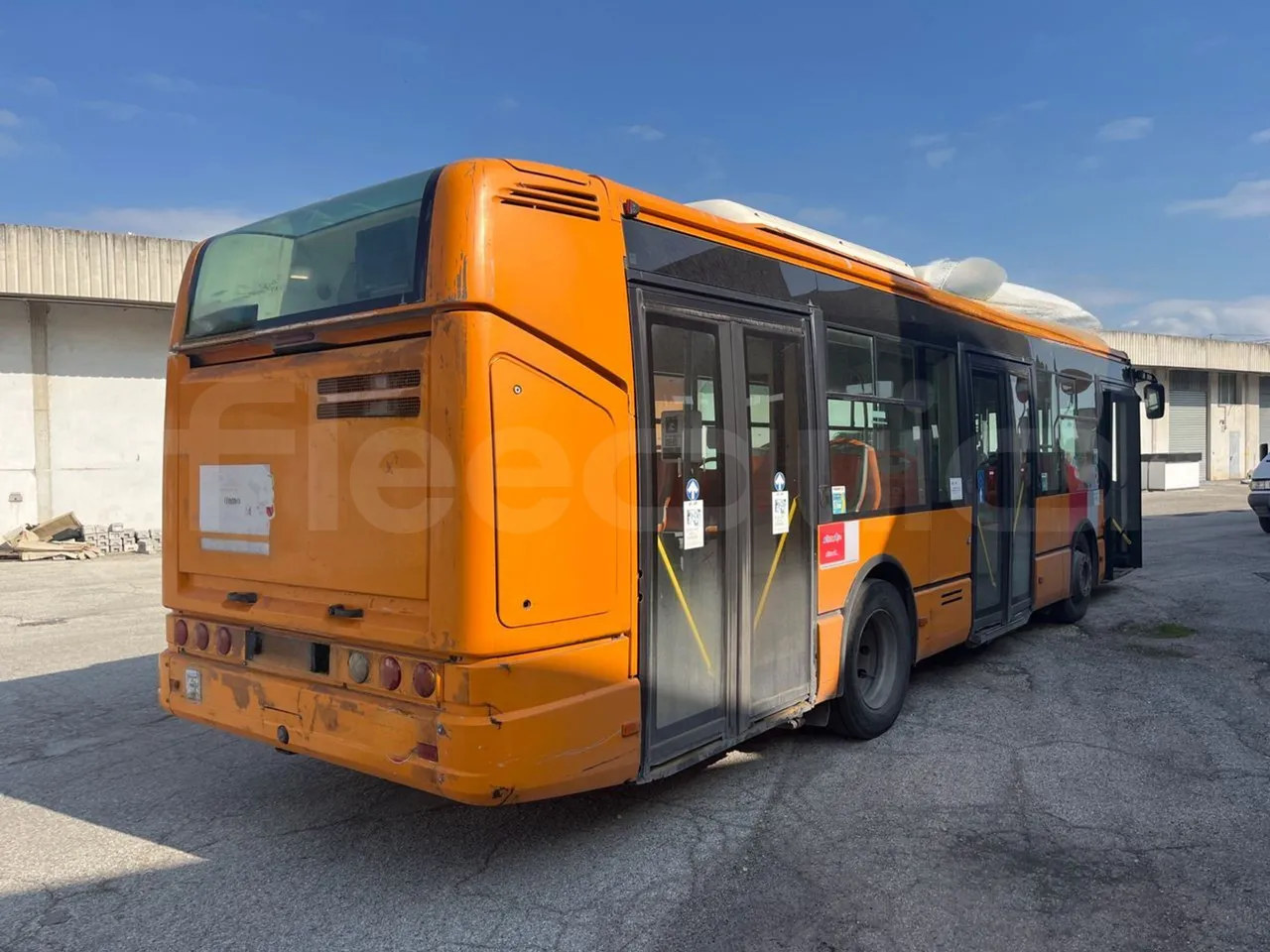 Iveco Citelis PS09D5/A/83-EUR5 -200kW -10.46m - 3/4 right rear doors closed