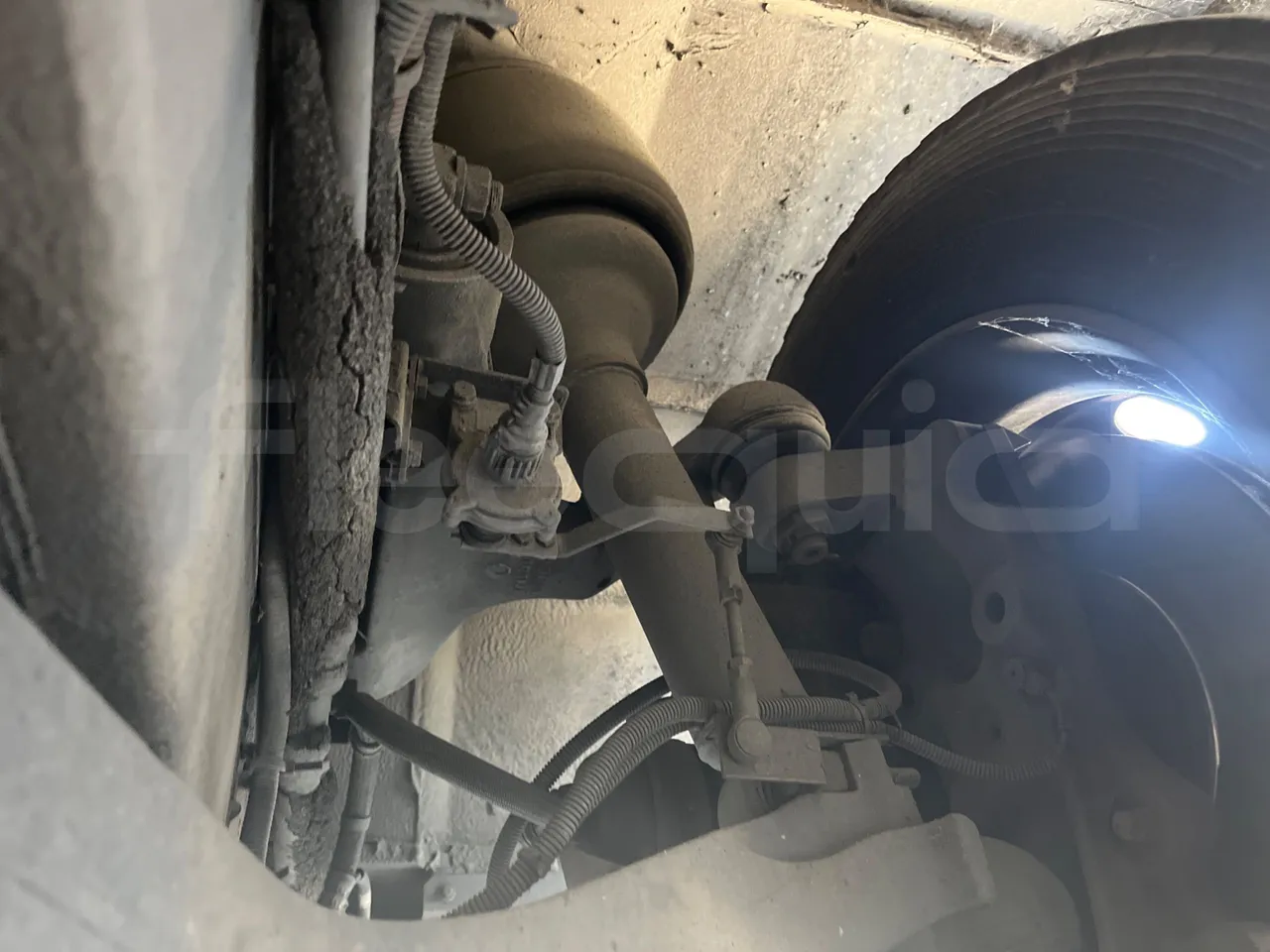 Iveco Citelis PS09D5/A/83-EUR5 -200kW -10.46m - front air springs right