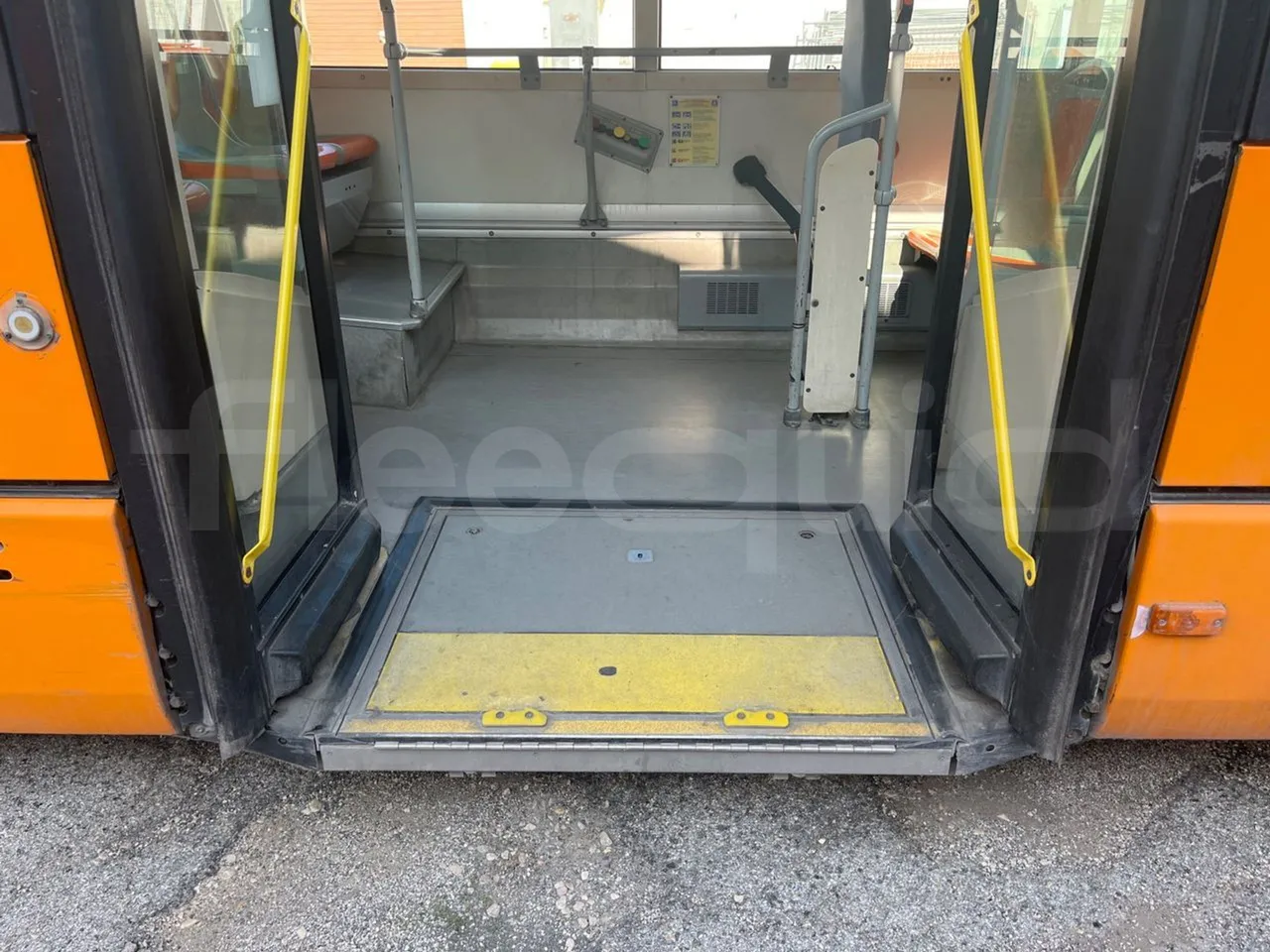Iveco Citelis PS09D5/A/83-EUR5 -200kW -10.46m - platform open photo