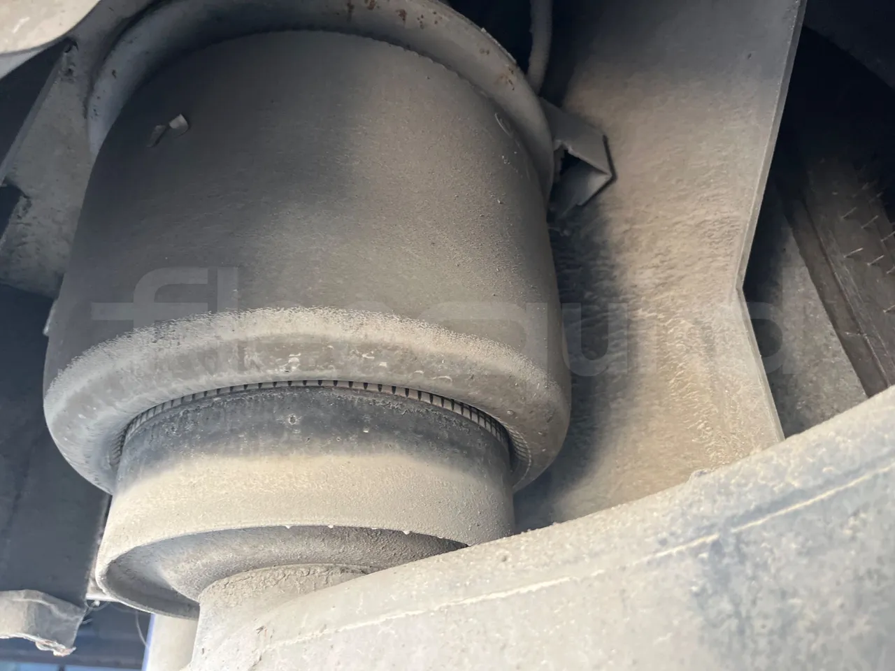Iveco Citelis PS09D5/A/83-EUR5 -200kW -10.46m - axle 2 shock absorbers 2 left