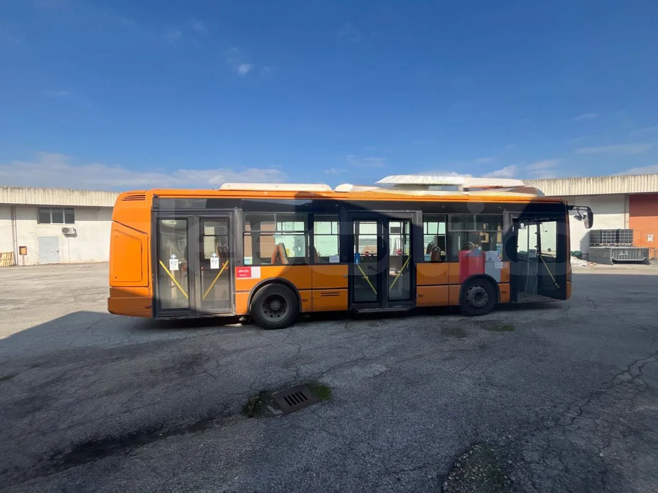 Iveco Citelis PS09D5/A/83-EUR5 -200kW -10.46m - right side doors closed