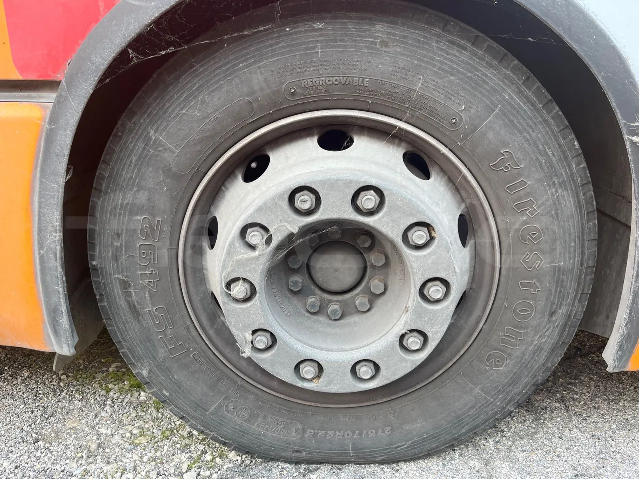 Iveco Citelis PS09D5/A/83-EUR5 -200kW -10.46m - front left tire measurements