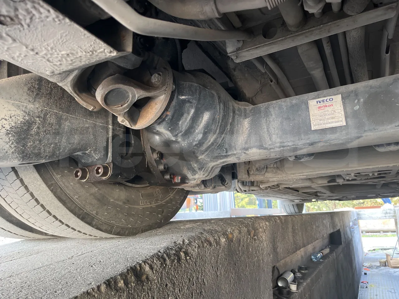 Iveco Citelis PS09D5/A/83-EUR5 -200kW -10.46m - axle 3 right side