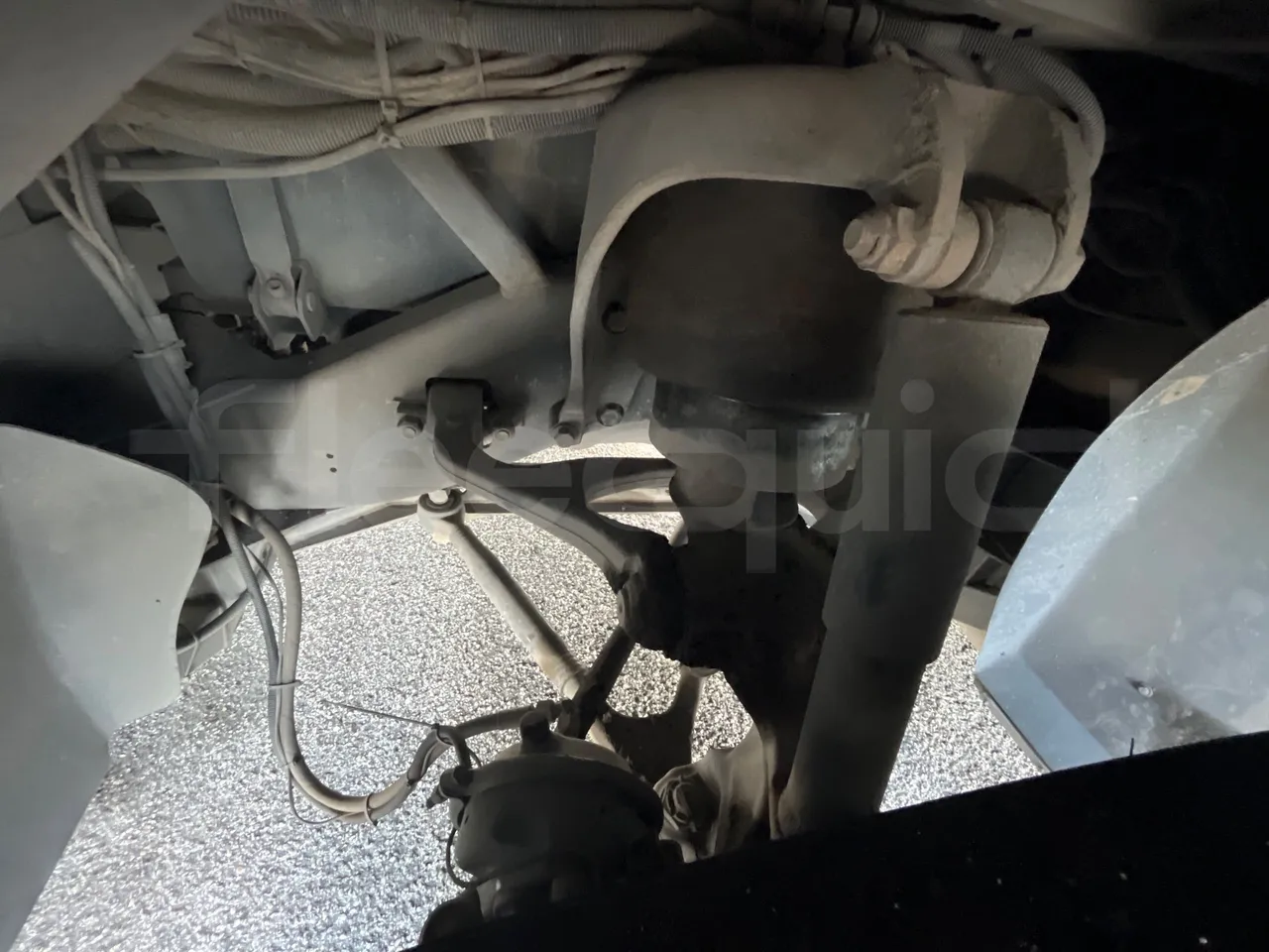 Irisbus New Domino 397E/12.4 - EUR4 - 331kW - 12.41m - front shock absorbers left