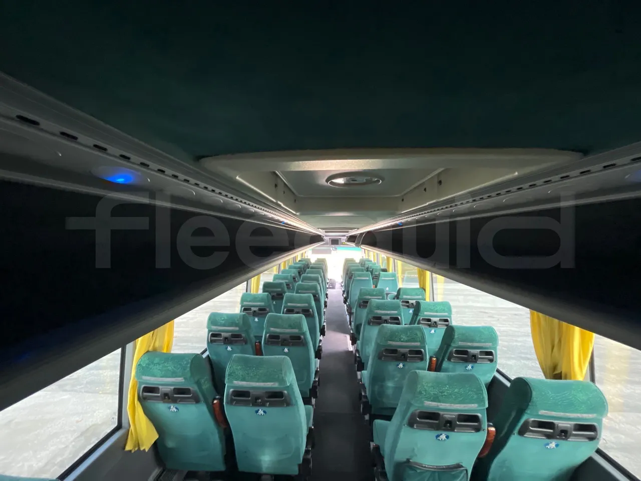 Irisbus New Domino 397E/12.4 - EUR4 - 331kW - 12.41m - overhead compartments photo